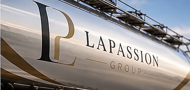 Polished stainless barrel in LaPassion Group livery